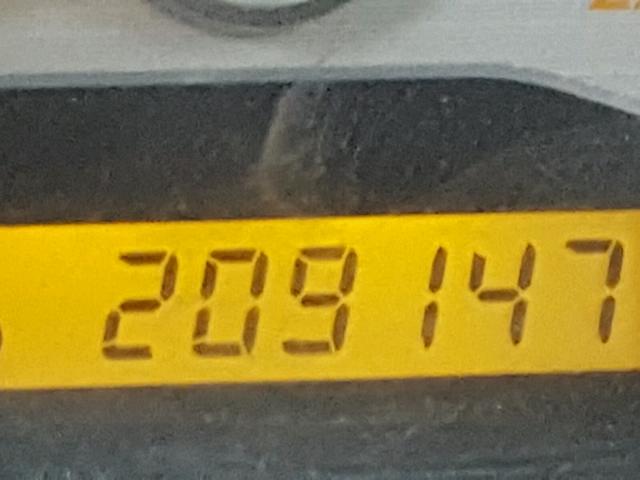 JTKDE167350023589 - 2005 TOYOTA SCION TC 银色 照片 8