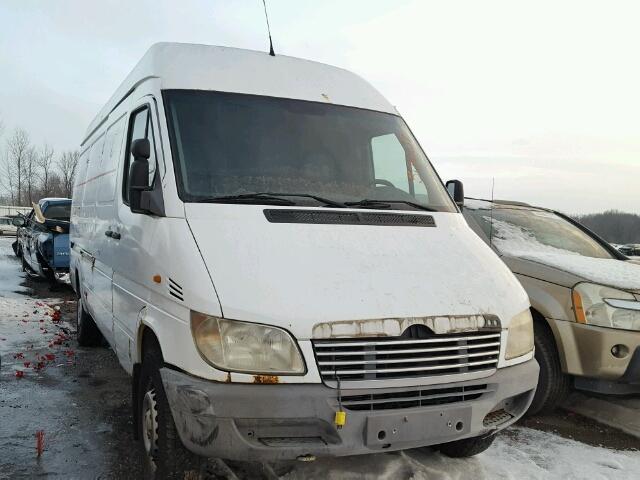 WD2YD741525394411 - 2002 FREIGHTLINER SPRINTER 2 WHITE photo 1