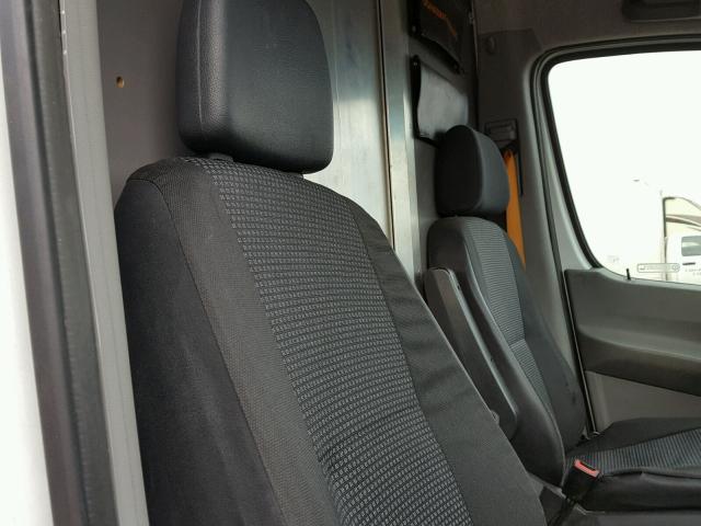 WD3PE8CB7C5682775 - 2012 MERCEDES-BENZ SPRINTER 2 WHITE photo 6