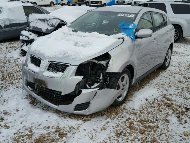 5Y2SP67829Z471627 - 2009 PONTIAC VIBE SILVER photo 2