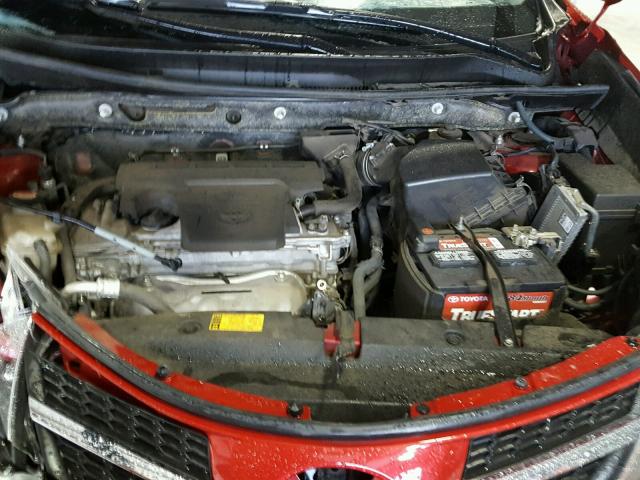 JTMZFREV9FJ029014 - 2015 TOYOTA RAV4 LE RED photo 7