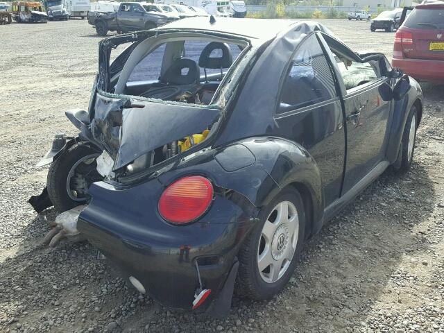 3VWDC21C61M413016 - 2001 VOLKSWAGEN NEW BEETLE 黑色 照片 4