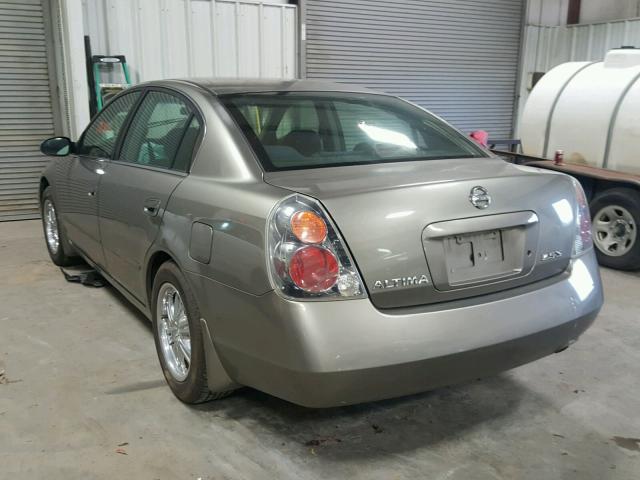 1N4AL11D22C214594 - 2002 NISSAN ALTIMA BAS TAN photo 3