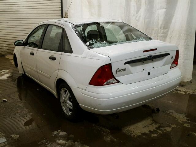 1FAFP34PXYW105111 - 2000 FORD FOCUS SE WHITE photo 3