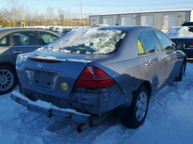 1HGCM56407A072833 - 2007 HONDA ACCORD LX GRAY photo 4