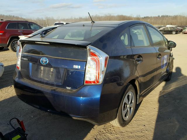 JTDKN3DU7F1901636 - 2015 TOYOTA PRIUS BLUE photo 4