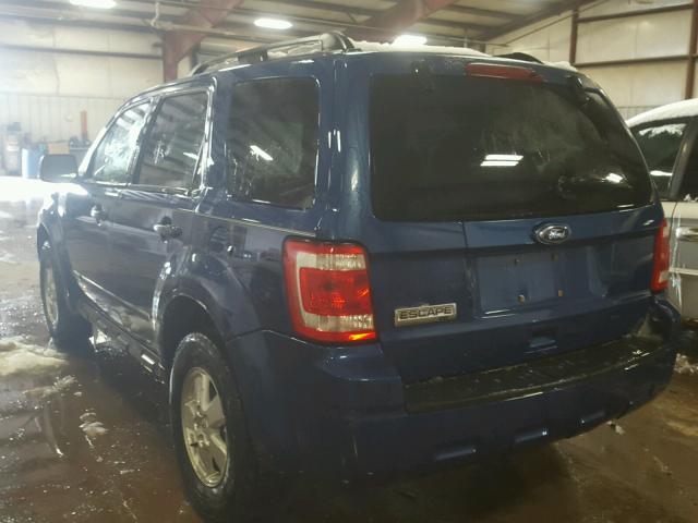 1FMCU03Z28KC72802 - 2008 FORD ESCAPE XLT BLUE photo 3