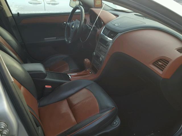 1G1ZK57B39F197786 - 2009 CHEVROLET MALIBU LTZ 银色 照片 5