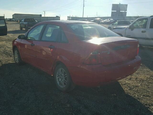 1FAFP34N97W267700 - 2007 FORD FOCUS ZX4 RED photo 3