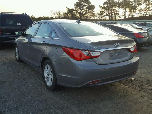 5NPEB4AC3CH352366 - 2012 HYUNDAI SONATA GLS GRAY photo 3