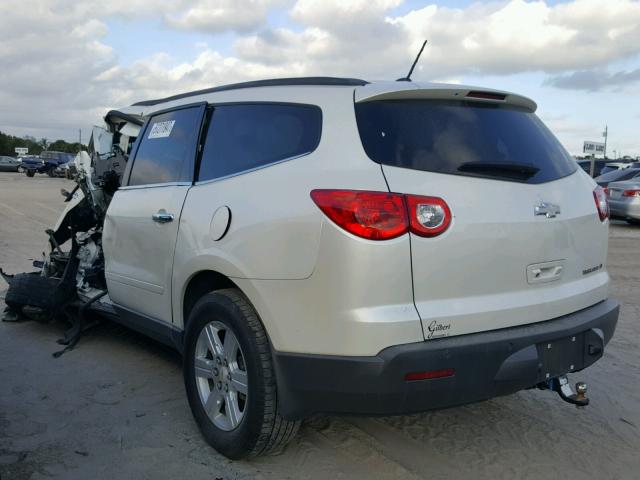 1GNKRJED9BJ316971 - 2011 CHEVROLET TRAVERSE L WHITE photo 3