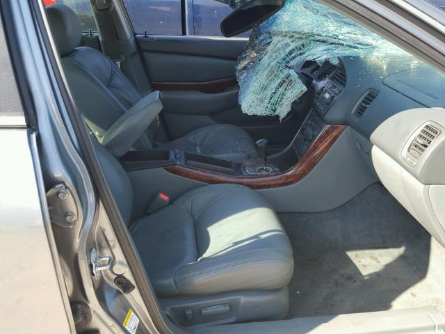 19UUA5662YA018577 - 2000 ACURA 3.2TL GRAY photo 5