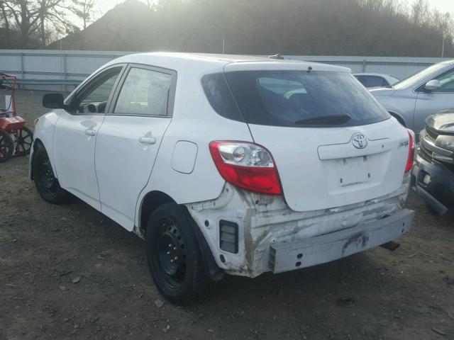 2T1KU4EE4BC612350 - 2011 TOYOTA COROLLA MA WHITE photo 3