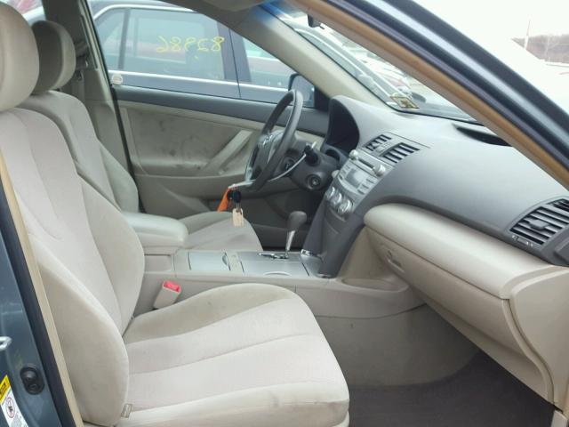 4T1BF3EK2BU650328 - 2011 TOYOTA CAMRY BASE TEAL photo 5