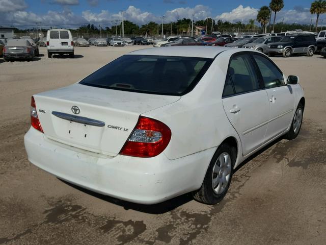 4T1BE32K82U115799 - 2002 TOYOTA CAMRY LE WHITE photo 4