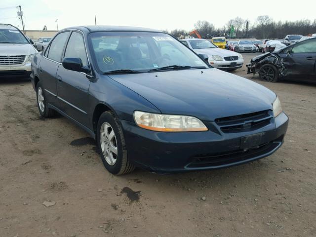 1HGCG6693YA075655 - 2000 HONDA ACCORD SE GREEN photo 1