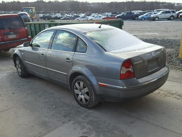 WVWRH63B33P430245 - 2003 VOLKSWAGEN PASSAT GLX GRAY photo 3