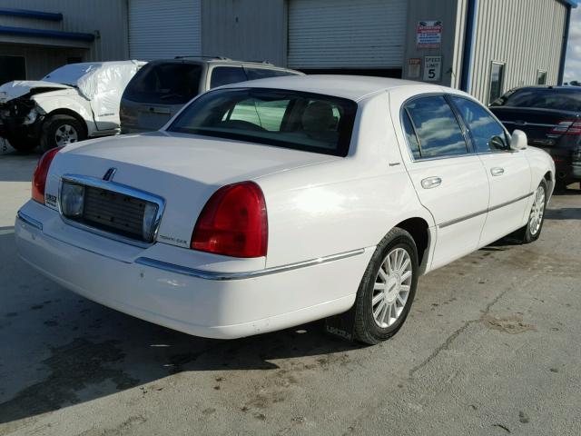 1LNHM81W75Y622964 - 2005 LINCOLN TOWN CAR S WHITE photo 4