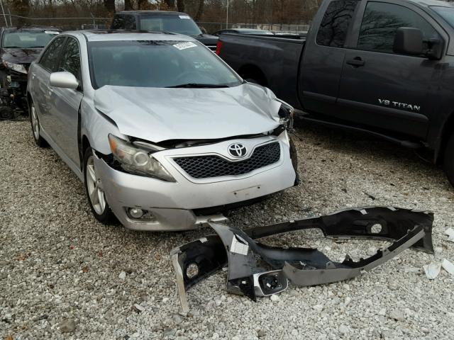 4T1BF3EK3BU135290 - 2011 TOYOTA CAMRY BASE SILVER photo 1