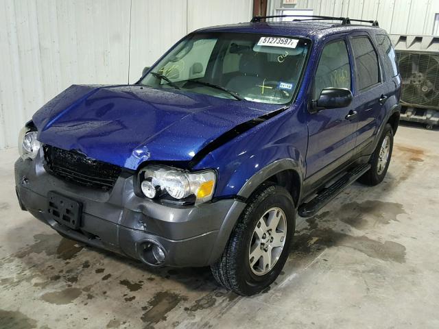 1FMCU03135KA59833 - 2005 FORD ESCAPE XLT BLUE photo 2