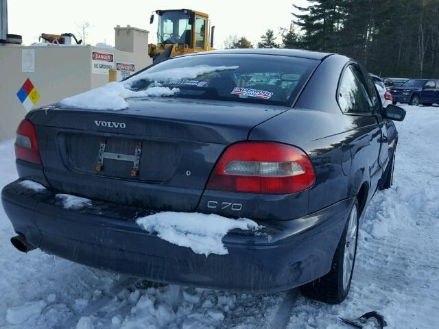 YV1NK53D81J026976 - 2001 VOLVO C70 TURBO BLUE photo 4