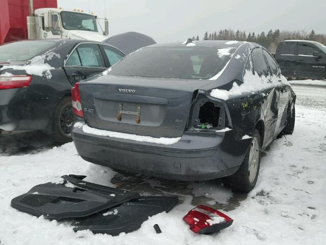 YV1MS382962218657 - 2006 VOLVO S40 2.4I GRAY photo 4