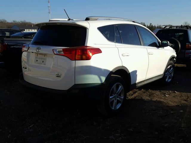 2T3RFREV9EW140727 - 2014 TOYOTA RAV4 XLE WHITE photo 4