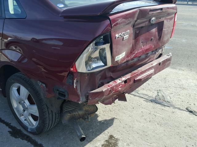 1FAFP34N47W149280 - 2007 FORD FOCUS ZX4 MAROON photo 9