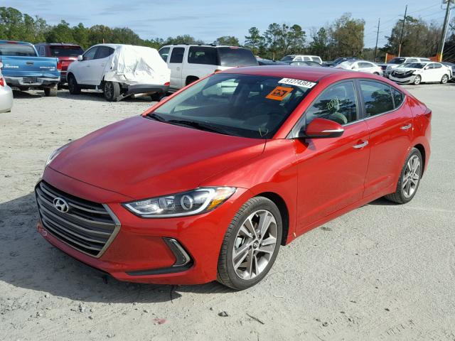 5NPD84LF9HH018125 - 2017 HYUNDAI ELANTRA SE RED photo 2