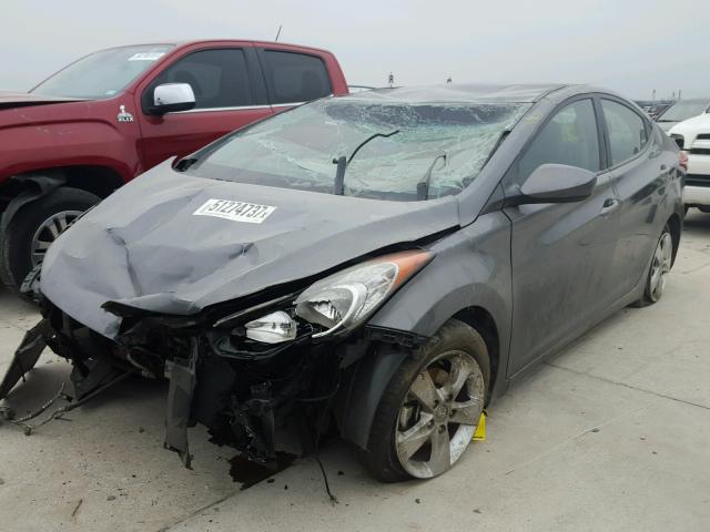 5NPDH4AE5DH368002 - 2013 HYUNDAI ELANTRA GL GRAY photo 2