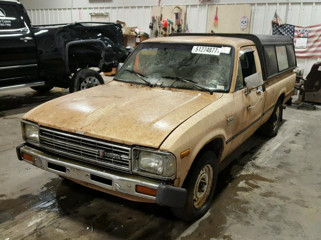 JT4LN44D4D2201879 - 1983 TOYOTA PICKUP LON BEIGE photo 2