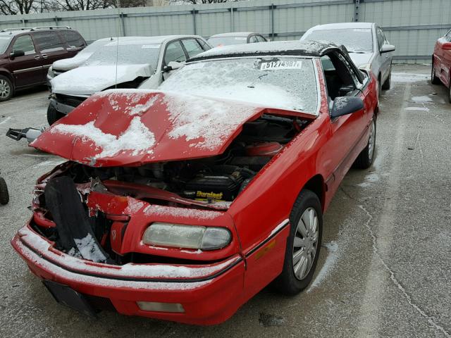 1C3EU4532RF315370 - 1994 CHRYSLER LEBARON BA RED photo 2