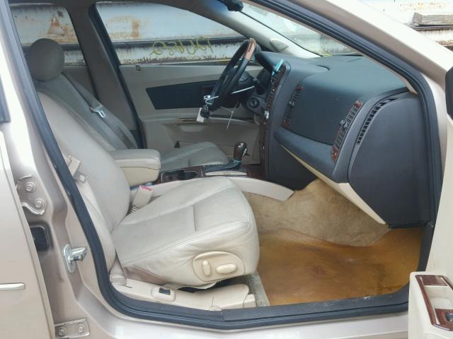 1G6DP567950162556 - 2005 CADILLAC CTS HI FEA BEIGE photo 5