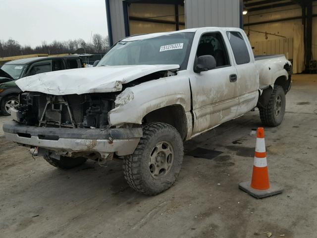 1GCEK19TX3Z276656 - 2003 CHEVROLET SILVERADO WHITE photo 2