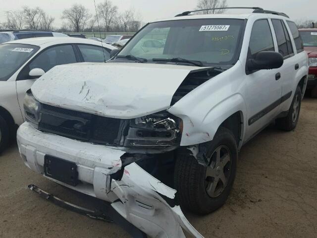 1GNDT13S742166691 - 2004 CHEVROLET TRAILBLAZE WHITE photo 2