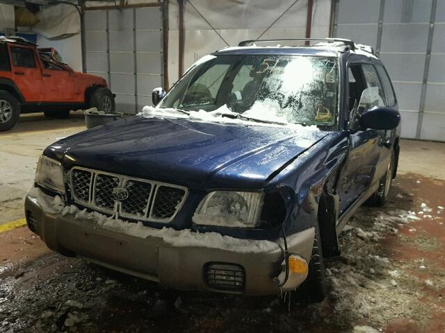 JF1SF65572H749144 - 2002 SUBARU FORESTER S BLUE photo 2