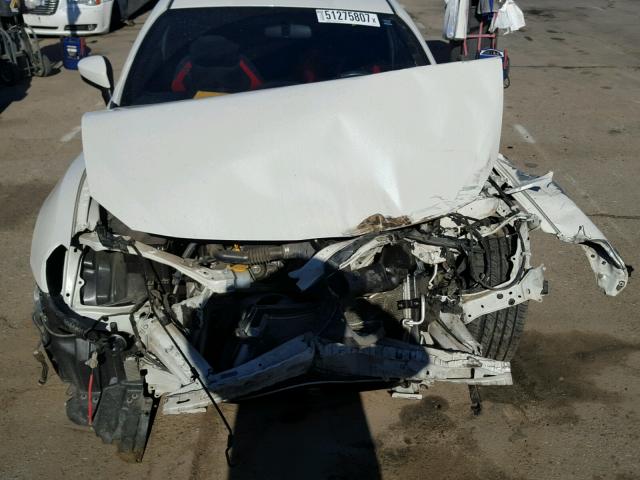 JF1ZNAA19F8703909 - 2015 TOYOTA SCION FR-S თეთრი ფოტო 9