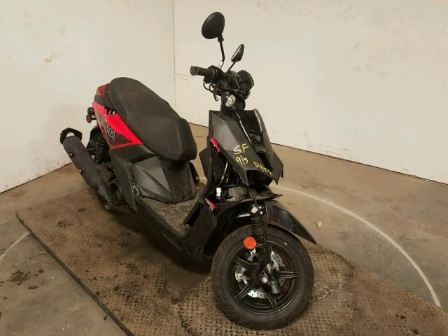 RKRSEB1YXHA001908 - 2017 YAMAHA YW125 RED photo 1