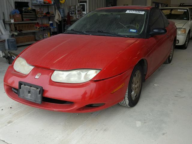 1G8ZN12852Z112402 - 2002 SATURN SC1 RED photo 2