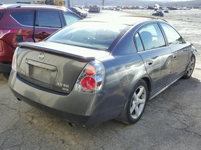 1N4BL11D25C353682 - 2005 NISSAN ALTIMA SE GRAY photo 4