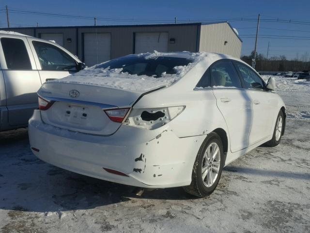 5NPEB4AC0DH753715 - 2013 HYUNDAI SONATA GLS WHITE photo 4