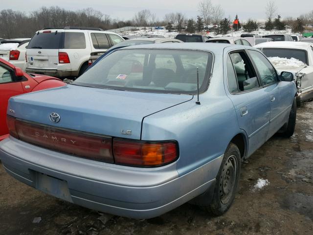 4T1SK12E4PU239471 - 1993 TOYOTA CAMRY LE BLUE photo 4