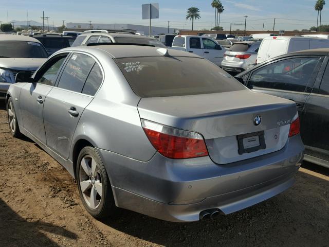 WBANF735X7CY17969 - 2007 BMW 530 XI SILVER photo 3