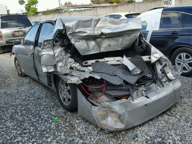 JTDBE32K220109203 - 2002 TOYOTA CAMRY LE SILVER photo 3