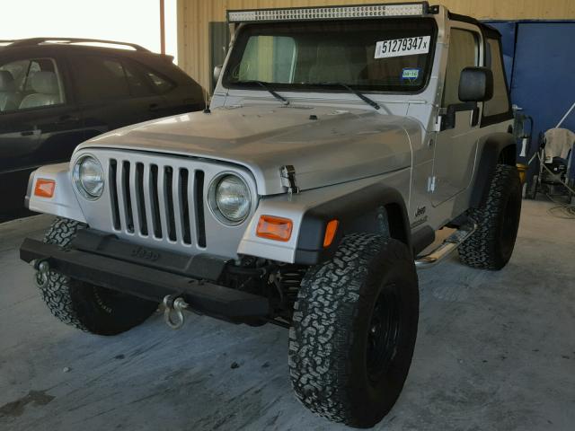 1J4FA29S86P763417 - 2006 JEEP WRANGLER / SILVER photo 2