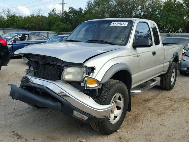 5TESM92N32Z089270 - 2002 TOYOTA TACOMA XTR SILVER photo 2