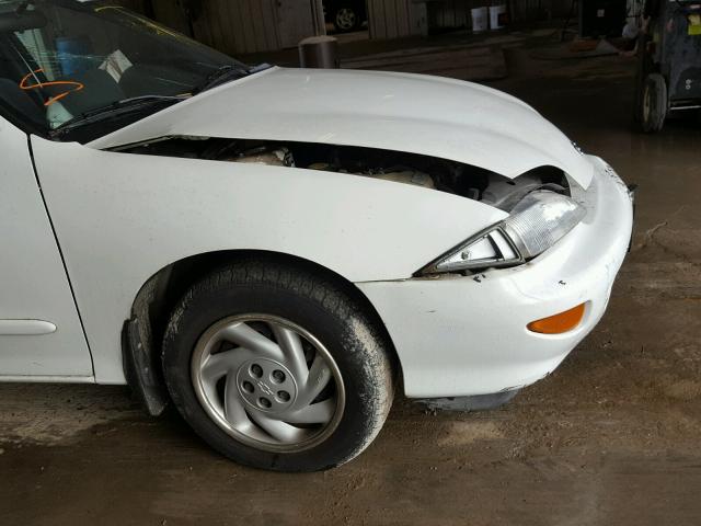 1G1JC5246W7276507 - 1998 CHEVROLET CAVALIER WHITE photo 9