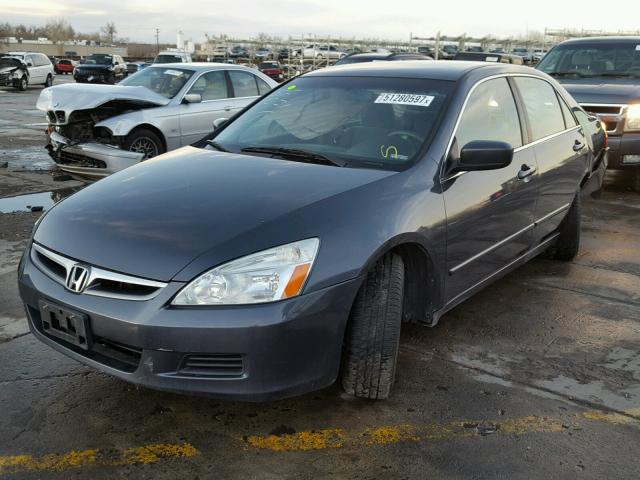 1HGCM564X7A099974 - 2007 HONDA ACCORD LX GRAY photo 2