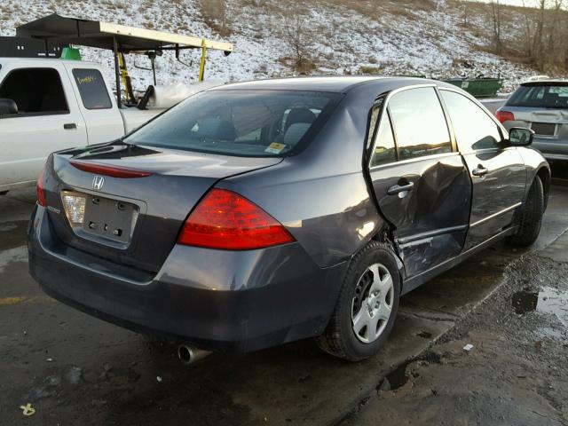 1HGCM564X7A099974 - 2007 HONDA ACCORD LX GRAY photo 4