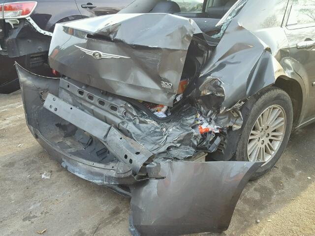 2C3KA53GX8H255424 - 2008 CHRYSLER 300 TOURIN GRAY photo 9